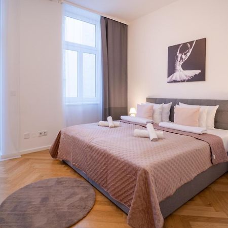 Home Sweet Home - Vienna Central Extérieur photo