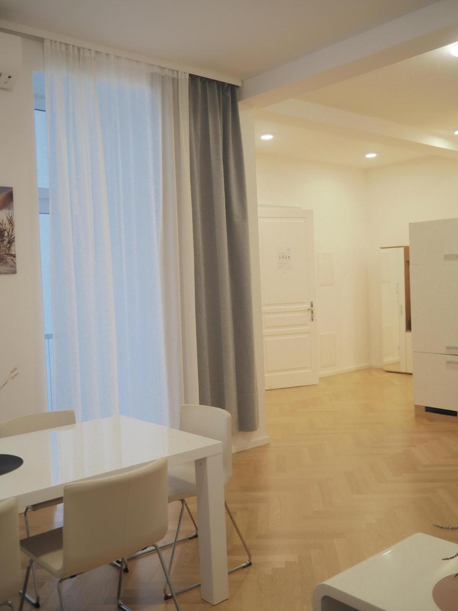 Home Sweet Home - Vienna Central Extérieur photo